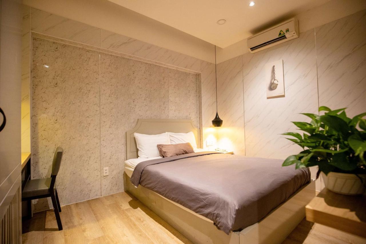 Khách sạn Lá Q10 3*